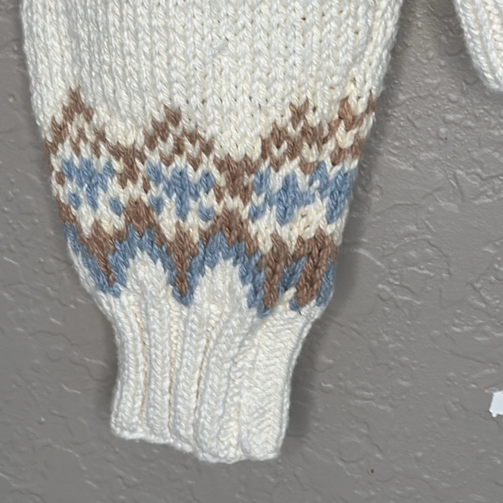 Vintage Liz Sport “Irish Brogue” hand knit cotton sweater - Picture 3 of 11